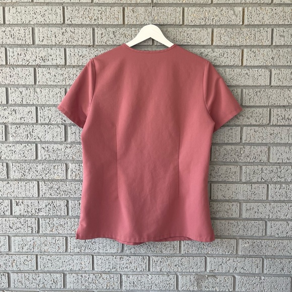 Figs Catarina One Pocket Scrub Top Mauve Size Small - Picture 5 of 6